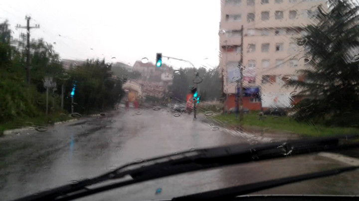 AMSS: Vozači OPREZ, kiša usporava saobraćaj kod Niša, Leskovca i Vranja