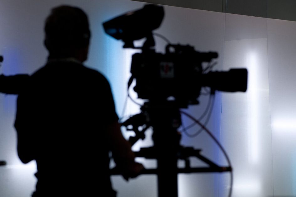 ANS: Osuđujemo napad na reportera TV Informer, nadležni da reaguju
