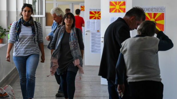 AP i Rojters o referendumu u Makedoniji