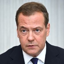 APOKALIPSA JE PRILIČNO VEROVATNA Medvedev pozvao na Treći svetski rat