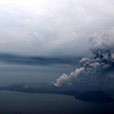 APOKALIPTIČNO STANJE NA FILIPINIMA: Vulkan kao TEMPIRANA BOMBA, evakuiše se MILION LJUDI! (FOTO/VIDEO)