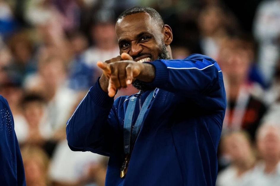 AROGANTNI LEBRON ZAPALIO DRUŠTVENE MREŽE! Možda je jedan od najboljih ikada, ali OVO MU NIJE TREBALO! Detalj o kom svi bruje!