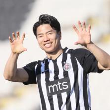 ASANO ENGLEZIMA PRIČAO O PARTIZANU: Nisam očekivao da ću uživati