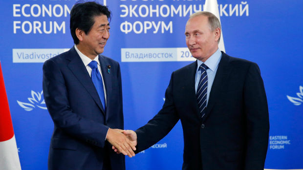 Abe za novu epohu u odnosima sa Rusijom, Putin podržava