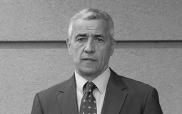 
					Advokat:Osumnjičeni za ubistvo Olivera Ivanovića prebačen u pritvorsku jedinicu u Severnoj Mitrovici 
					
									