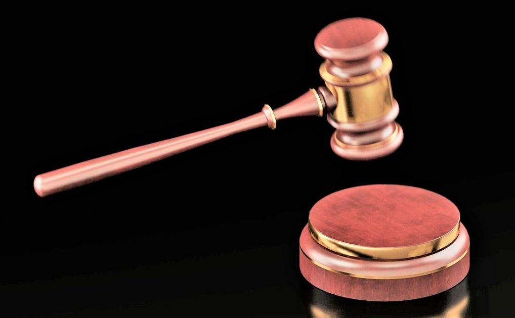 Advokatska komora: Za suđenja putem “skajpa” nedostaje uredba Vlade
