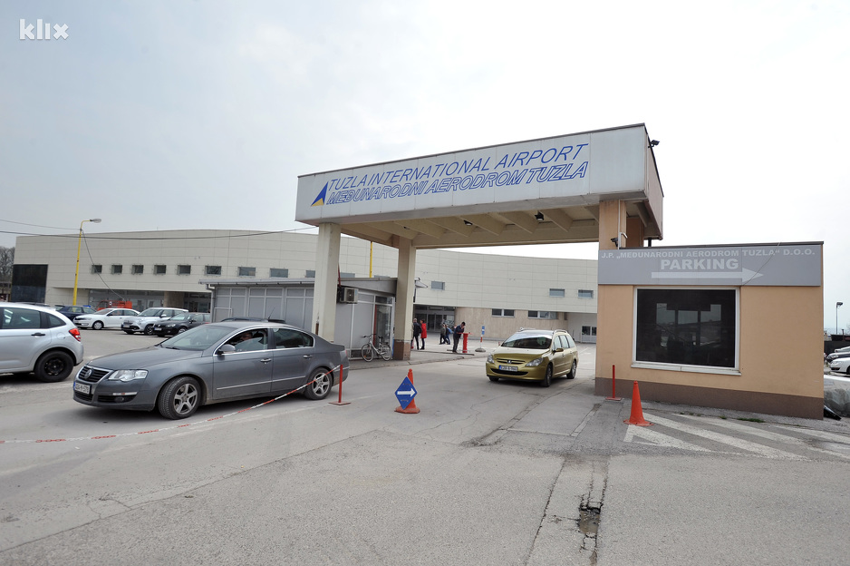 Aerodrom u Tuzli zbog korone mjesečno gubi 300.000 KM