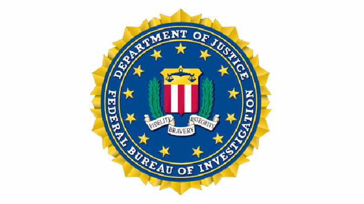 Agent FBI smenjen zbog poruka protiv Trampa