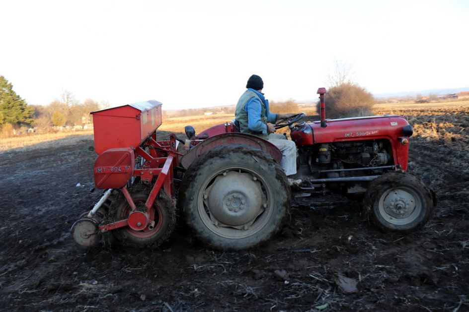 Agroekonomista Milan Prostran: Vlada zapostavila poljoprivredu