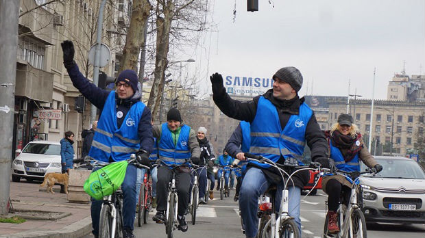 Aktivisti GG Šta radite bre promovisali prevoz biciklom