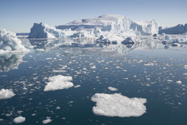 Alarmantno topljenja leda na Grenlandu: Trebalo bi već da se povlačimo sa obale!