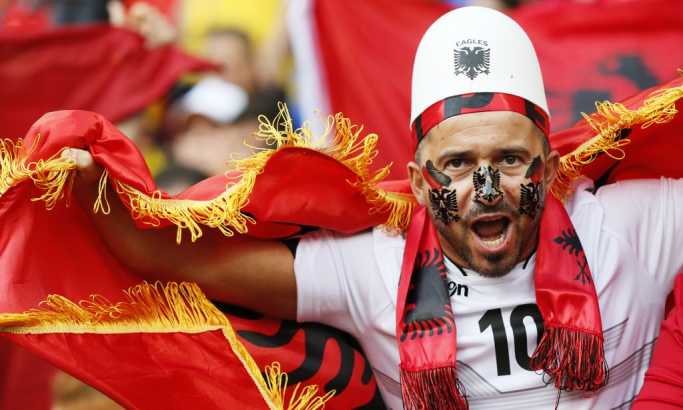 Albanci prete da će prekinuti utakmicu