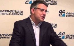 
					Aleksandar Popović kandidat DSS za predsednika 
					
									