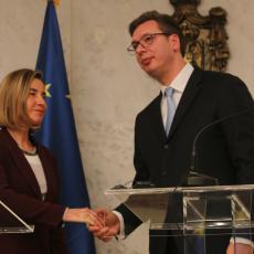 Aleksandar Vučić sa Federikom Mogerini na marginama Generalne skupštine UN: Napredak Srbije na putu ka EU
