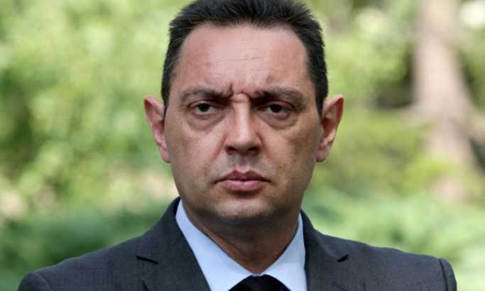 Aleksandar Vulin postaje novi ministar odbrane