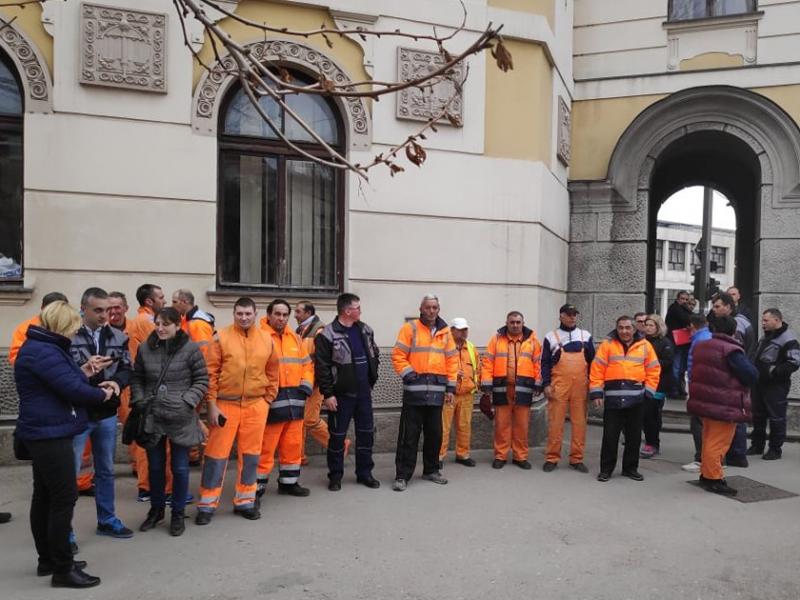 Aleksinački komunalci branili direktora na suđenju i tražili da Vučić dođe u kontrolu