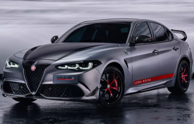 Alfa Romeo Giulia Quadrifoglio Luna Rossa