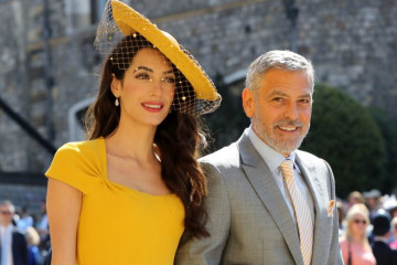 Amal Kluni je na kraljevskom venčanju bila senzacija dana a evo i zašto