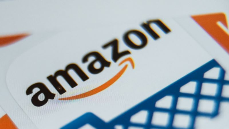 Amazon uklonio božićne ukrase sa slikama Aušvica