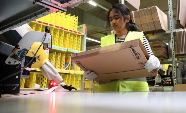 Amazon zaposlio 250.000 sezonaca