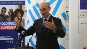 Ambasador Mondoloni: Francuska teži da ima pola miliona stranih studenata