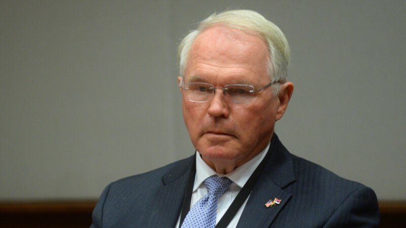 Ambasador SAD u Srbiji smatra da dijalogu Beograda i Prištine treba novi zamah