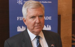 
					Ambasador: SAD zainteresovane za dijalog Srbije i Kosova, ali tu posreduje EU 
					
									
