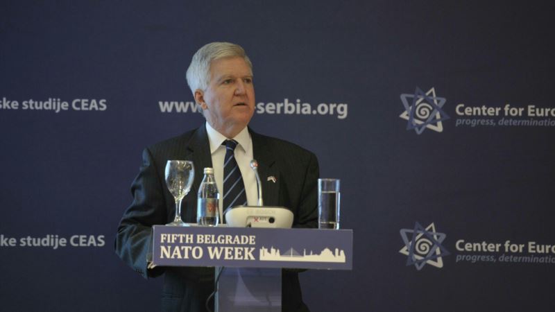Ambasador Skot: SAD i NATO poštuju vojnu neutralnost Srbije