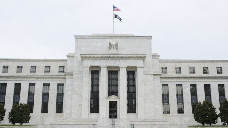 Američki Fed nastavlja otkup obveznica, ne diže kamate do 2022.