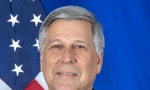 Američki ambasador u Prištini poručio privremenim vlastima: Odmah i bez uslovaljavanja ukinite takse