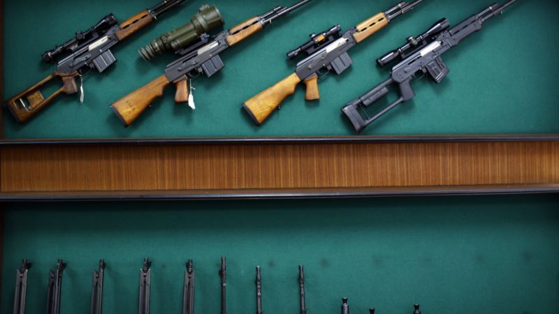Američki predsjednik stavio veto na zabranu prodaje oružja