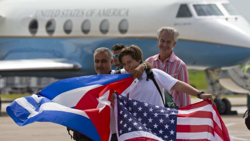 Američki putnički avion na Kubi posle pola veka