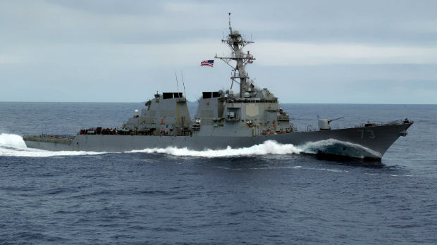Američki razarač na 12 nautičkih milja od kineskog ostrva