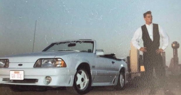 Američki reper Vanilla Ice se pohvalio da još uvek čuva Mustang 5.0 iz spota iz devedesetih
