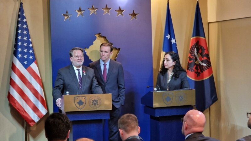 Američki senatori u Prištini: Srbija da prestane da blokira, Kosovo da formira ZSO