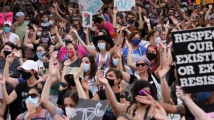 Amerika i pravo na abortus: Hiljade širom zemlje izašle na proteste protiv zabrane abortusa