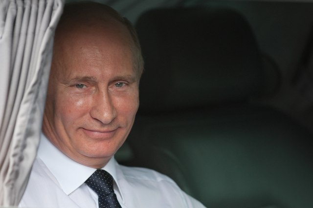 Amerika u čudu: Bajdene, poklonio si Putinu