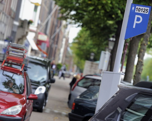 Amsterdam smanjuje broj parking mesta kako bi smanjio upotrebu automobila u centru grada