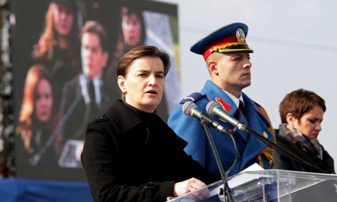 Ana Brnabić izviždana u Orašcu (VIDEO)