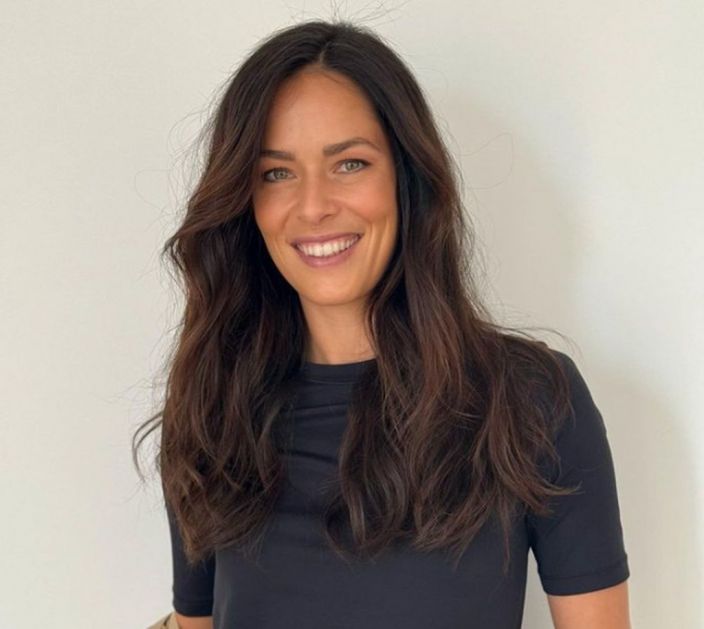 Ana Ivanović se oglasila iz svog luksuznog doma: Spremno iznenađenje za sinove, Luku, Leona i Tea FOTO