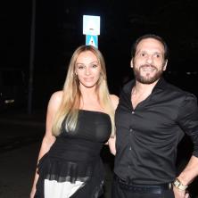 Anabela nakon dužeg vremena viđena ruku pod ruku sa Andrejem: Pojavom oduševili sve, jedan detalj odudarao od svega