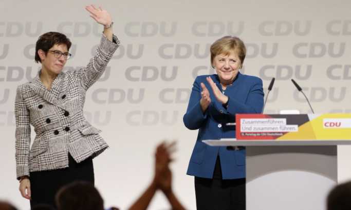 Angela Merkel dobila naslednika
