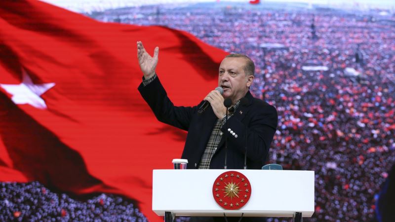 Ankara: Holandija i EU ne razumiju demokratiju