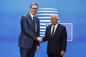 Antonio Košta sutra pre podne sa Vučićem, Macutom, poslanicima