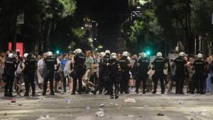 Apel studenata u blokadi nakon hapšenja njihovih kolega: „Ne izlazite sa fakulteta, oni su naše jedino utočište“