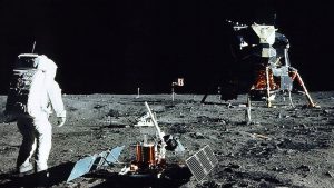 Apolo 11: Sletanje na Mesec, teorije zavere i istina
