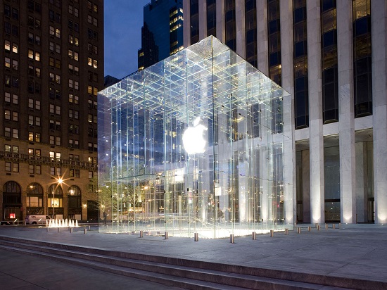 Apple upozorava da držite iPhone dalje od pejsmejkera