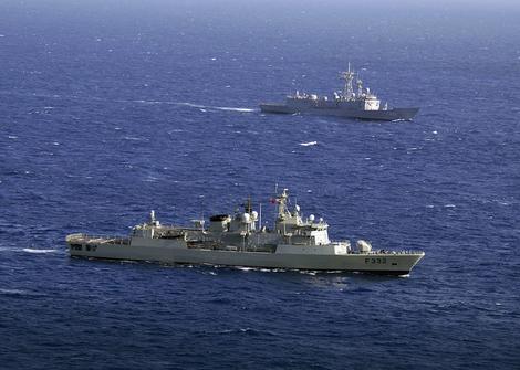 Arapski zaliv: Hici upozorenja sa američkog ratnog broda