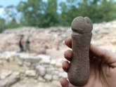 Arheolozi iskopali 500 godina star kameni muški polni organ: I ne, nije imao erotsku konotaciju FOTO