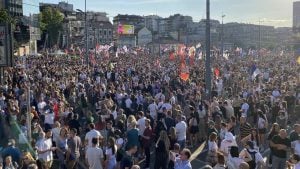Arhiv javnih skupova objavio procenu: Koliko ljudi je danas bilo na protestu u Beogradu?